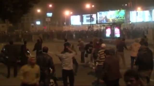 Watch Egypt Descends Into Political Turmoil Video