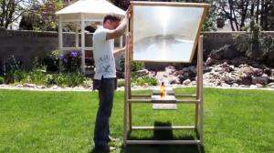 Watch Burning Stuff with Solar Power Video