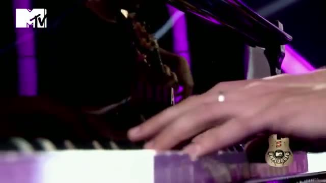 Watch Ash King - Te Amo - MTV Unplugged Season 2 Video