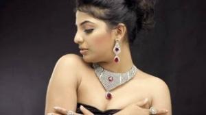 Watch Mythili Malayalam Actress Rare Hot Photo Shoot With Biography Video