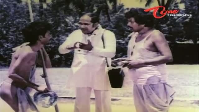 Watch Telugu Comedy Scene From Swarajyam Movie - Chakravarthi Class To Beggars - Telugu Cinema Movies Video