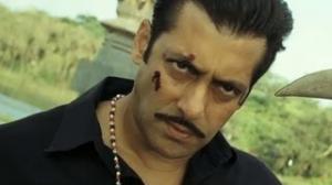 Watch Kyun Pandey Ji Lagi Toh Nahi? - Dabangg 2 (Dialogue Promo 4) Video