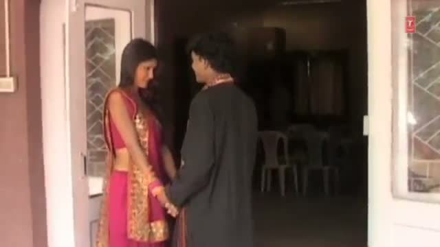 Watch Saiya Leke Aiha Anchaar (Latest Bhojpuri Song] - From Movie "Maal Expire Ho Jaai" Video