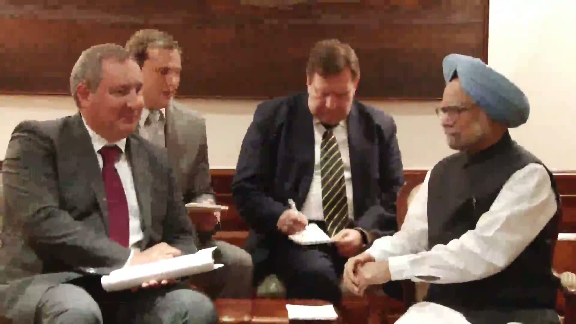 Watch The Deputy Prime Minister of the Russian Federation, Mr. Dmitry Rogozin calling on the Prime Minister, Dr. Manmohan Singh, in New Delhi on October 15, 2012. Video