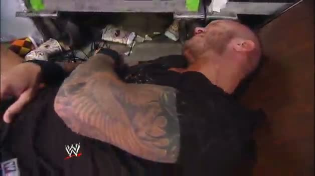 Watch Randy Orton gets attacked by The Shield: SmackDown, Dec. 14, 2012 Video