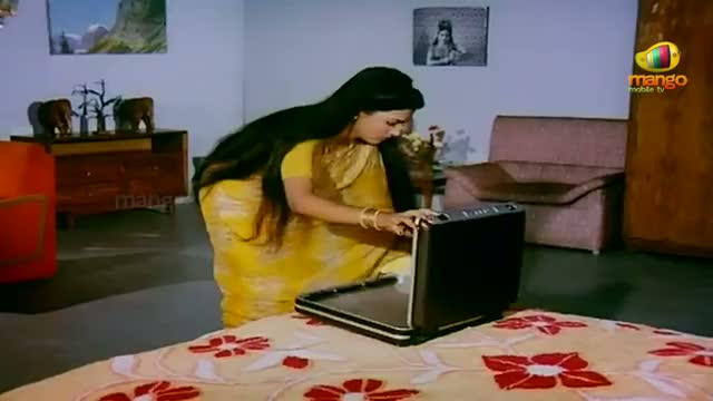 Watch Captain Nagarjuna Movie Scenes - Nagarjuna goes to see Rajendra Prasad - Telugu Cinema Movies Video