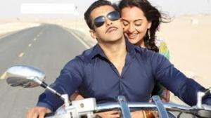 Watch SAANSON NE (FULL SONG WITH LYRICS) DABANGG 2 - SALMAN KHAN & SONAKSHI SINHA Video