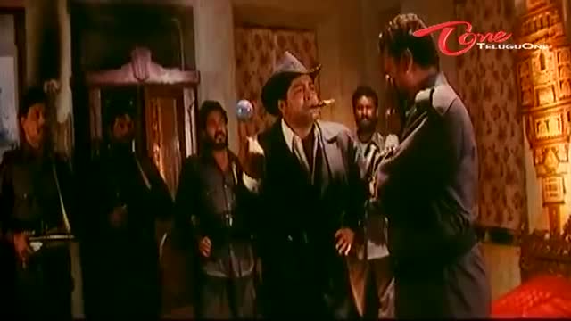 Watch Telugu Comedy Scene From Swapna Lokam Movie - Sri Hari Reveals His Funny Love Story - Telugu Cinema Movies Video