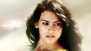 Watch Actress Radha's Second Daughter Tulasi Ready For Debut In Maniratnam Movie Video