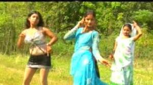 Watch Aaso Ke Dadri Me Baliya (Bhojpuri Romantic Video Love Song) - By Sadhana Mishra - From Album "Baliya Jila Bazar Dhila" (2012) Video