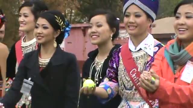 Watch Hmong Michigan new year 2013 pov pob Video