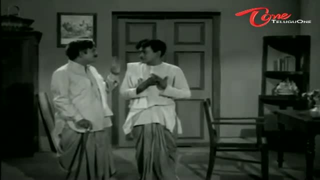 Watch Telugu Comedy Scene From Sisindri Chittibabu Movie - Raja Babu Roamance With Beauty - Telugu Cinema Movies Video