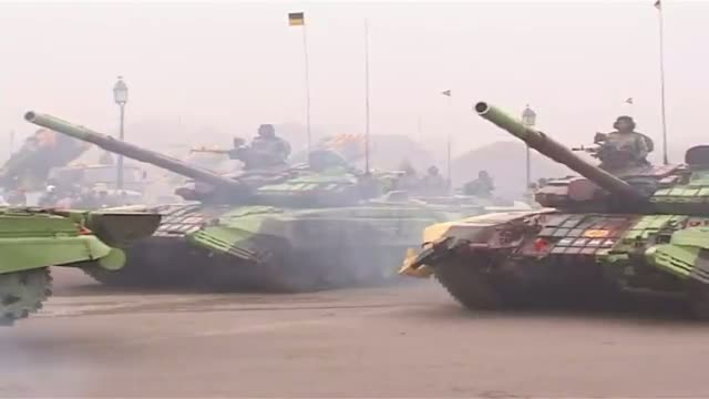 Watch Putin meets Manmohan arms sale, trade on agenda Video