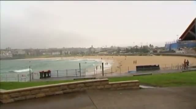 Watch Raw - Beaches and BBQ for Australian Christmas Video