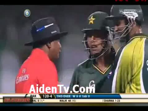 Watch Ishant Sharma Vs Kamran Akmal Fight In 1st T20 Match - Pakistan Vs India 1st T20 Match 2012 Video