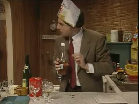 Watch Mr. Bean-On new years with his Frends Video