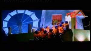 Watch Bunny Songs - Maaro Maaro - Allu Arjun, Gowri Munjal - Telugu Cinema Movies Video