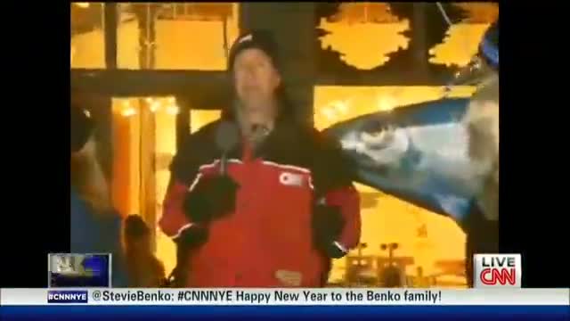 Watch Kathy Griffin Kisses Anderson Cooper's Crotch on Live TV - 12/31/12 Video