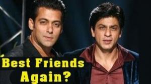 Watch Salman Khan SUPPORTS Shahrukh Khan on Bigg Boss 6 Video