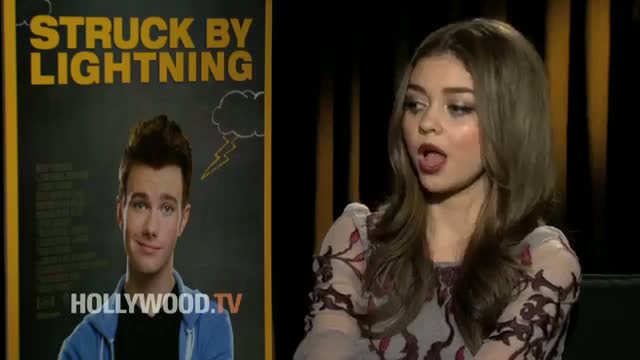 Watch Sarah Hyland Exclusive Interview Video