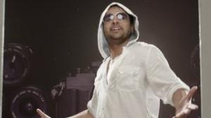 Watch Oh Mein Rajveer, Iss Ghar Da Jamai - Saadi Love Story (Dialogue Promo 2) Video