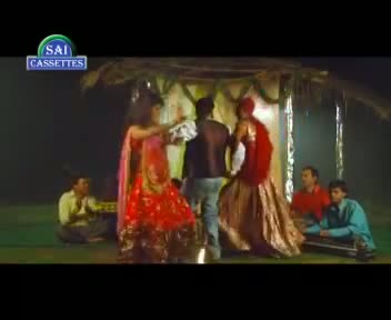 Watch Jaahda Mein Hot - By Mohan Mitwa - Latest Bhojpuri Video Romantic Love Song Of 2013 - From Movie Bhojpuri Gudgudi Video