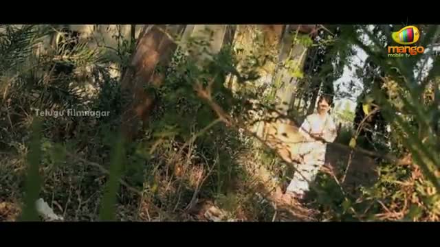 Watch Usuru Telugu Movie Scenes - Madhavi Latha & friends setting up in the haunted house - Madhavi Latha, Subhash Royal - Telugu Cinema Movies Video