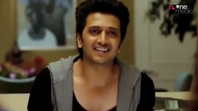 Watch Abhishek & Ritesih Deshmukh to host Zee Cine Awards 2013 Video