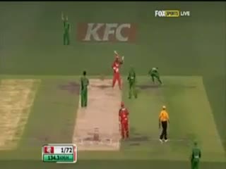 Watch Shane Warne and Marlon Samuels Ugly Fight During Big Bash Match Video