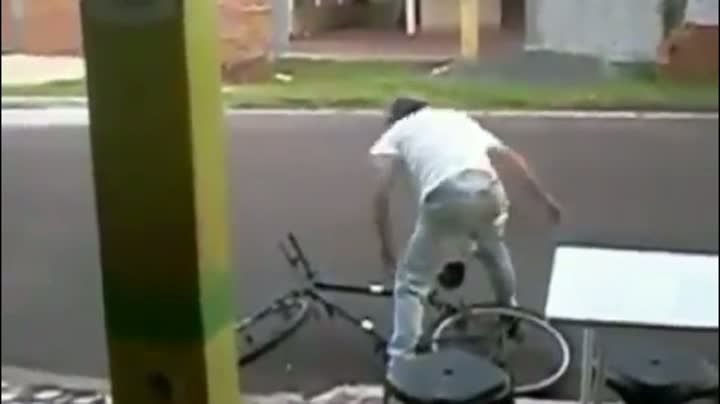 Watch Drunk Guy Trying To Ride A Bike Video