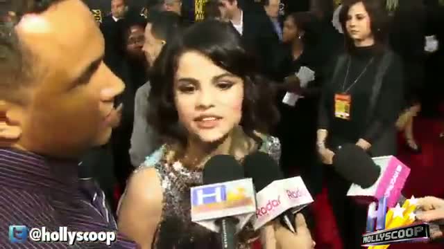 Watch Selena Gomez Won't Answer Justin Bieber's '100 Calls A Day' Video