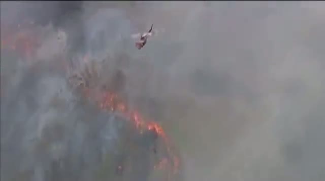 Watch Raw - Wildfires Rage Across Australia Video