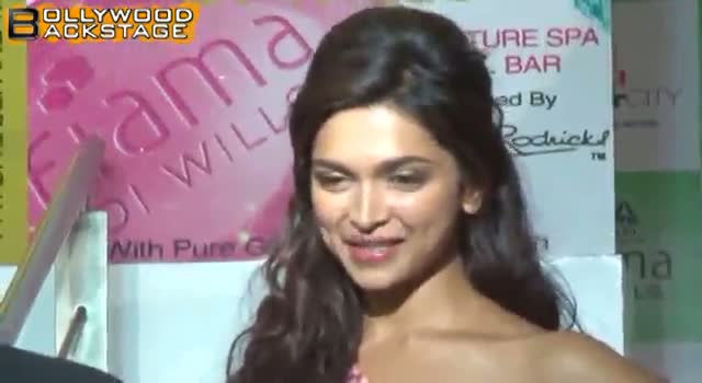 Watch Ranveer Singh gets BAND BAAJA for Deepika Padukone  Video