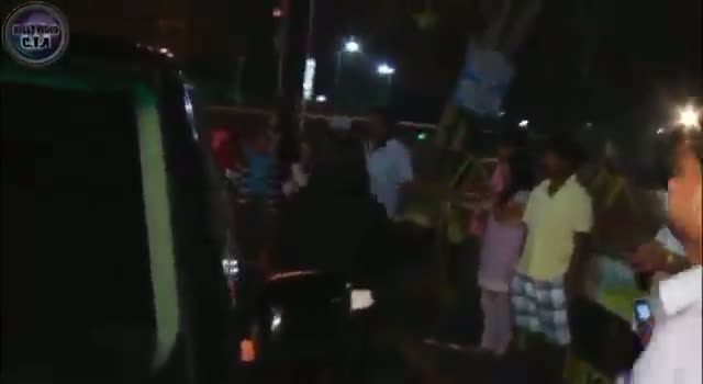 Watch Hrithik Roshan's YACHT Birthday party with Suzzane, Arjun Rampal & Gauri Khan Video