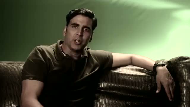 Watch Akshay Kumar introduces Dhar Pakad - Special Chabbis Video