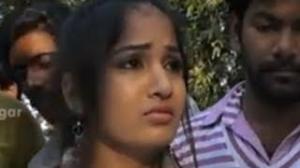 Watch Usuru Telugu Movie Scenes - People discovering the dead body - Madhavi Latha - Telugu Cinema Movies Video