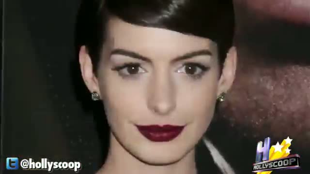 Watch Why Anne Hathaway Called Out Critics Choice Awards On Stage Video