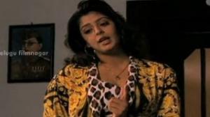 Watch Allari Alludu Movie Scenes - Nagma deceiving Nagarjuna - Meena, Keeravani - Telugu Cinema Movies Video