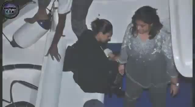 Watch Gauri Khan's OOPS Moment! Video