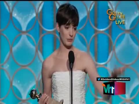 Watch 2013 Golden Globes: Anne Hathaway wins best supporting actress for Les Miserables Video