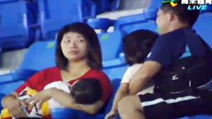Watch Dad Drops Daughter To Catch Foul Ball Video
