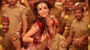 Watch Pandey Jee Seeti - Dabangg 2 (Full Video Song) - Malaika Arora Khan, Salman Khan & Sonakshi Sinha Video