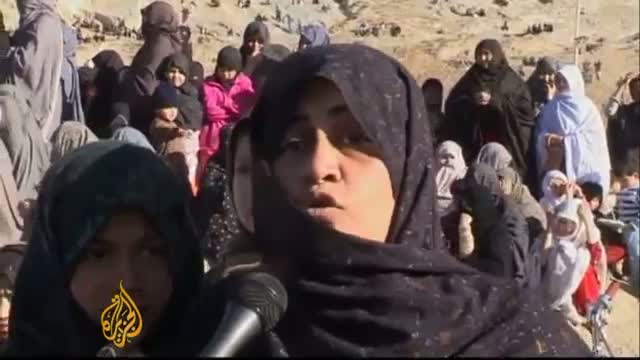 Watch Pakistan Shias bury bombing victims in Quetta Video