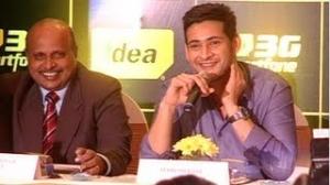 Watch Mahesh Babu talks about girls and SVSC success at the Idea 3G event Video