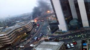 Watch Helicopter Crash Near Vauxhall - Scene of a Helicopter Crash VIDEO Video