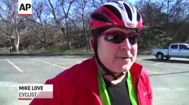 Watch Cyclists: Armstrong Seemed 'Disingenuous' Video