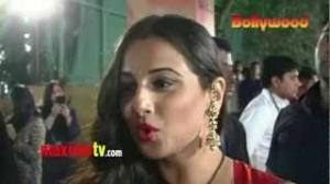 Watch Vidya Balan and Siddharth Roy Kapur 58th IDEA FILMFARE Awards 2013 ARRIVALS in Mumbai Video