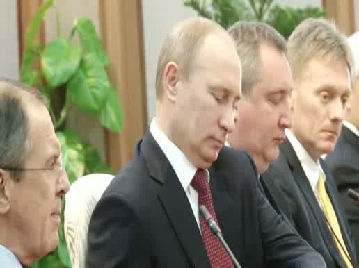 Watch The Prime Minister, Dr. Manmohan Singh meeting the President of the Russian Federation, Mr. Vladimir Putin, in New Delhi on December 24, 2012. Video