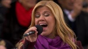 Watch Kelly Clarkson Sings 'My Country, 'Tis of Thee' at Inauguration Day 2013 Video