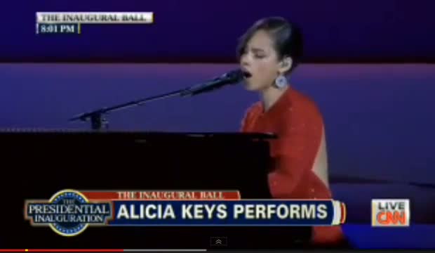Watch Alicia Keys sings Obama On FIRE 2013 Obama Inauguration Ball changes Girl On Fire for President Video
